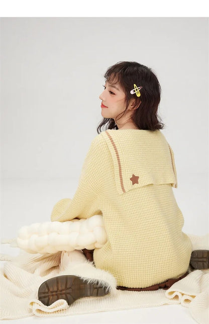 Pompompurin V-Neck Sweater