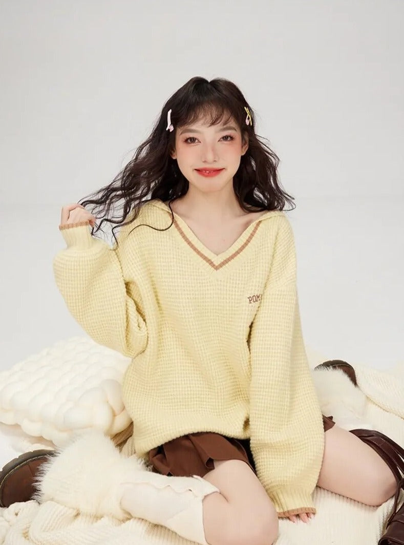 Pompompurin V-Neck Sweater